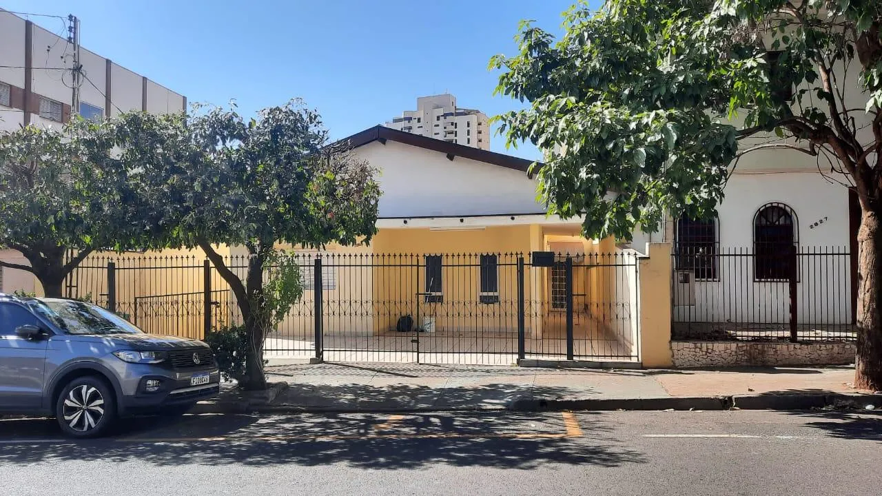 Casa com 3 quartos à venda, 288m² — foto 1 de 15