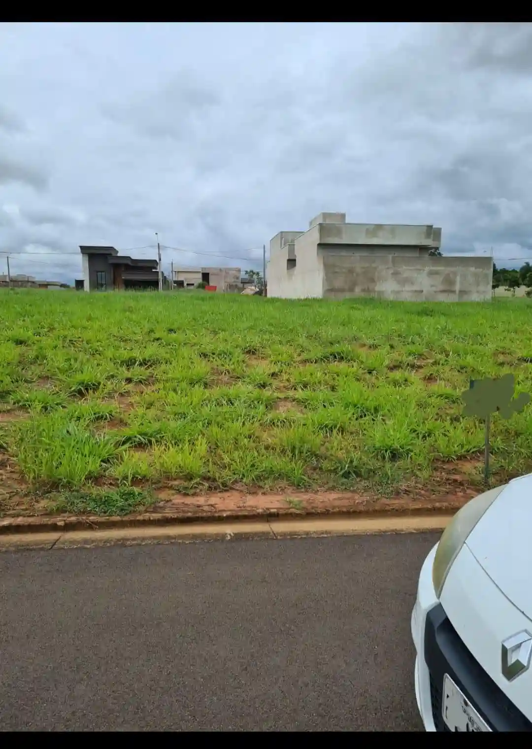 Terreno / Lote / Condomínio  à venda, 307m² — foto 5 de 5