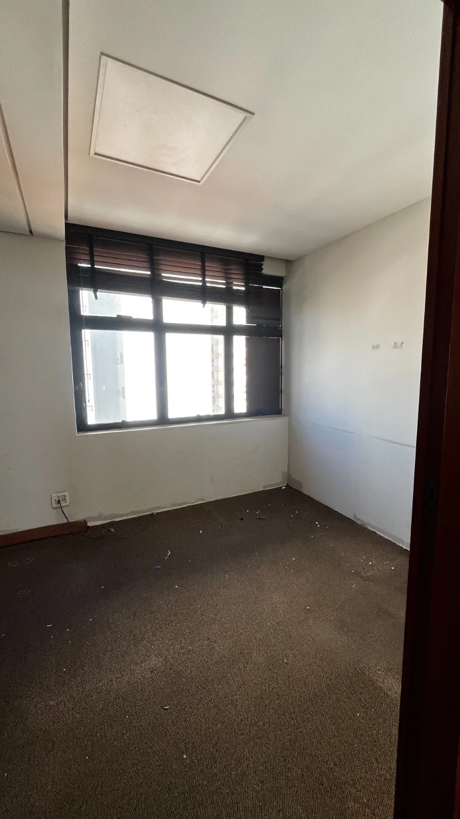 Conjunto Comercial / Sala à venda, 105m² — foto 2 de 17