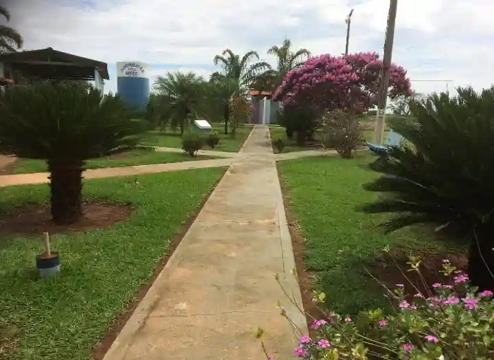 Fazenda / Sítio / Chácara com 2 quartos à venda, 975m² — foto 2 de 16