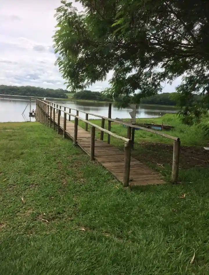 Fazenda / Sítio / Chácara com 2 quartos à venda, 975m² — foto 3 de 16