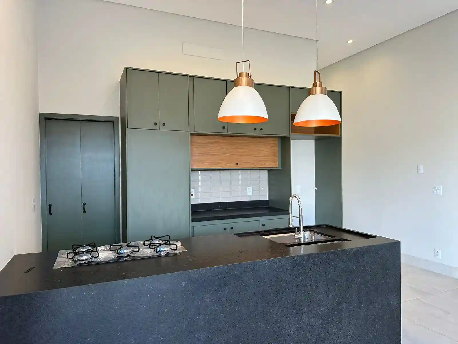 Casa de Condomínio com 3 quartos à venda, 270m² — foto 9 de 14