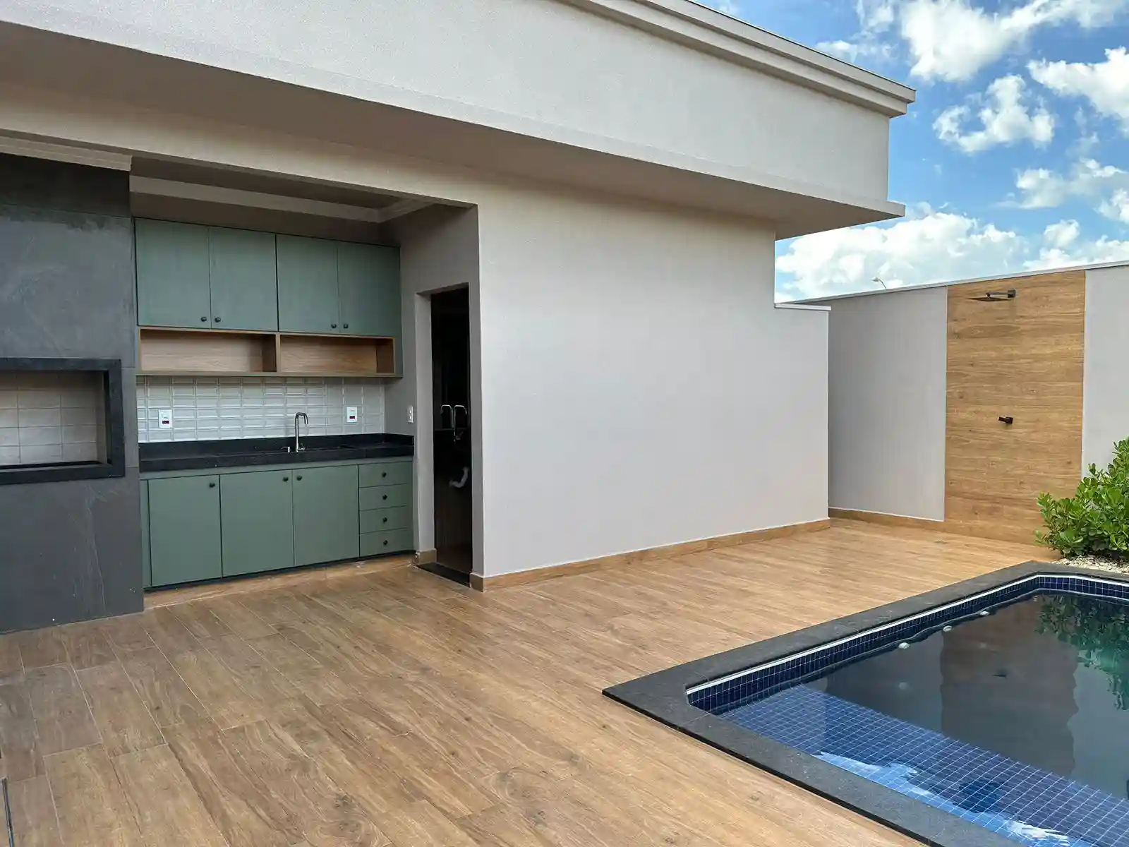 Casa de Condomínio com 3 quartos à venda, 270m² — foto 12 de 14