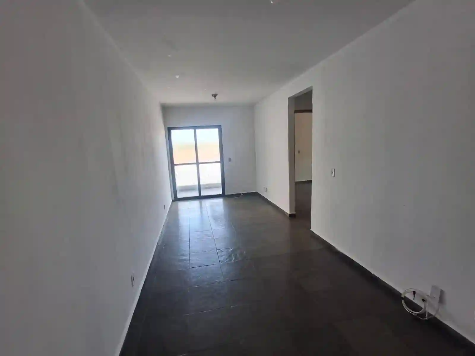 Apartamento com 2 quartos para aluguel, 60m² — foto 3 de 13