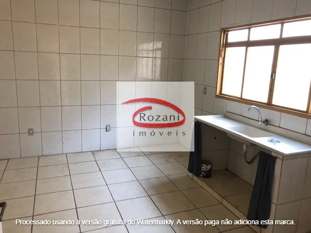 Casa com 2 quartos para aluguel, 60m² — foto 10 de 12