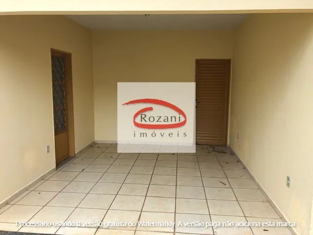 Casa com 2 quartos para aluguel, 60m² — foto 2 de 12
