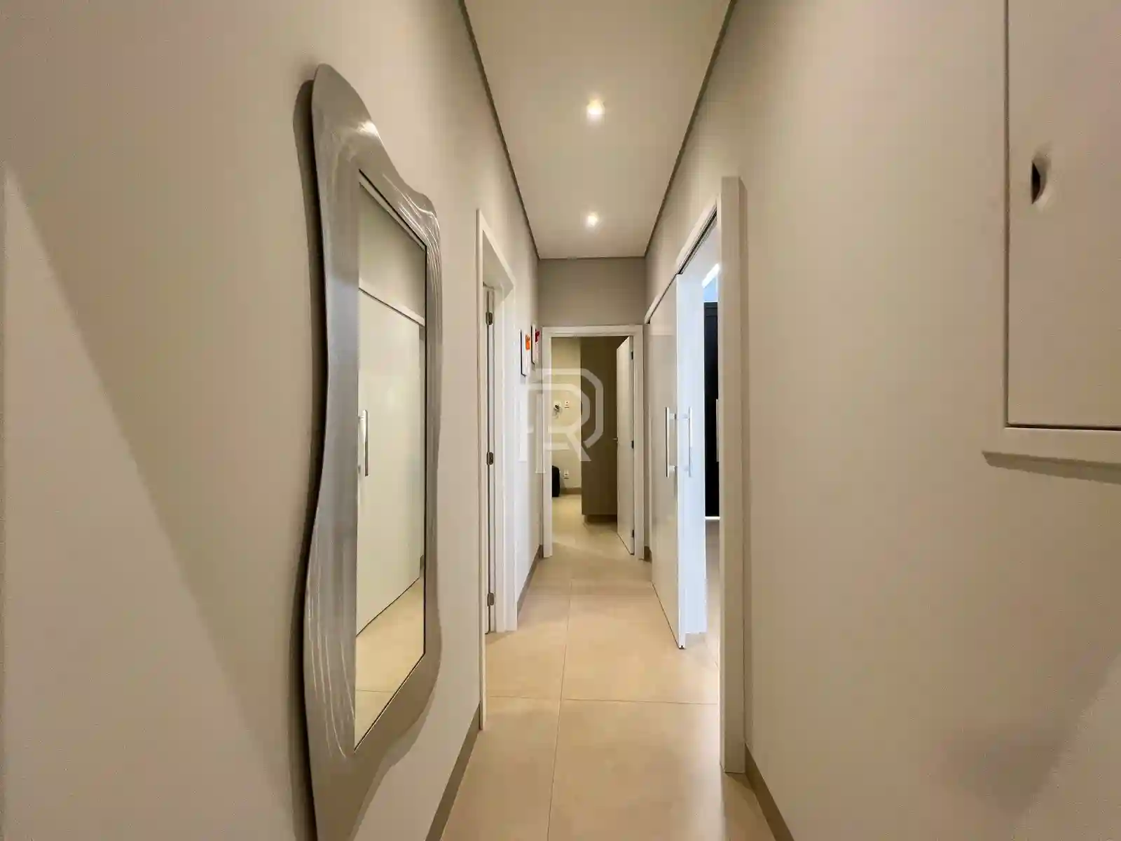 Casa de Condomínio com 3 quartos à venda, 210m² — foto 10 de 30