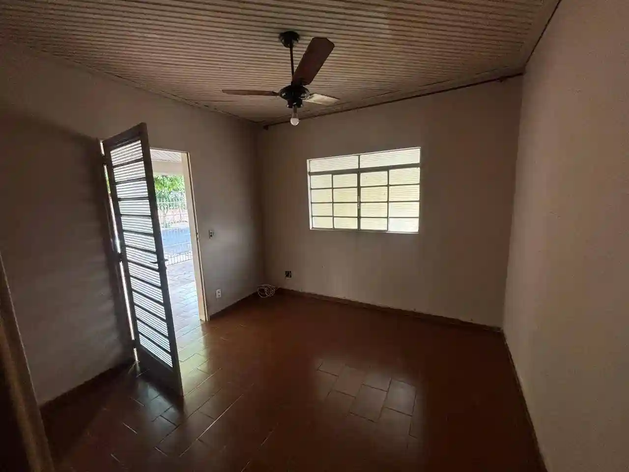 Casa com 4 quartos à venda, 242m² — foto 6 de 10