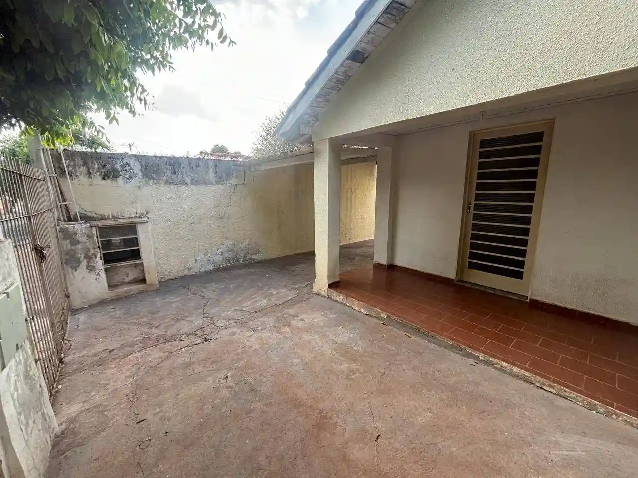 Casa com 4 quartos à venda, 242m² — foto 4 de 10