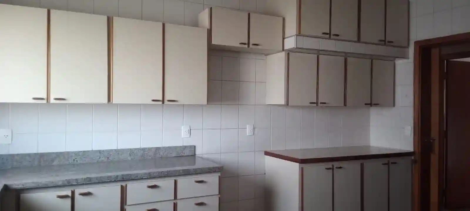 Apartamento com 4 quartos à venda, 194m² — foto 10 de 18