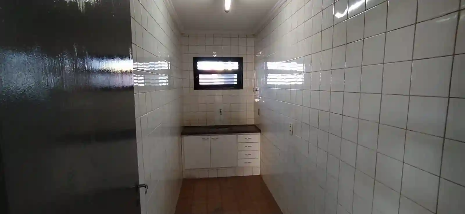 Galpão / Depósito / Armazém  à venda, 1050m² — foto 21 de 28