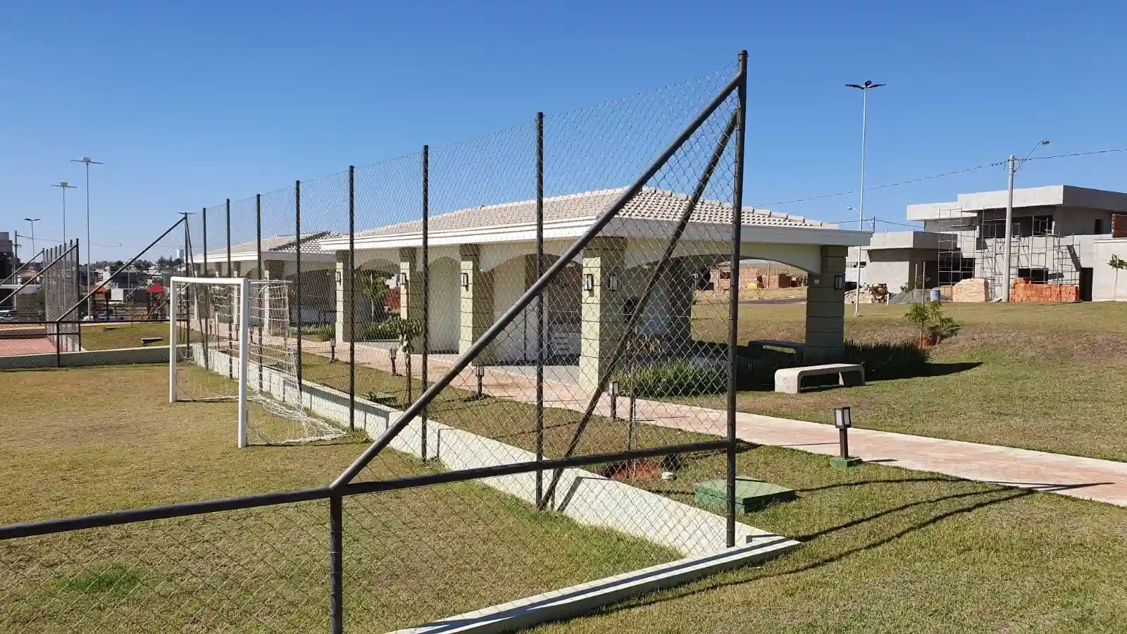 Terreno / Lote / Condomínio  à venda, 253m² — foto 11 de 14