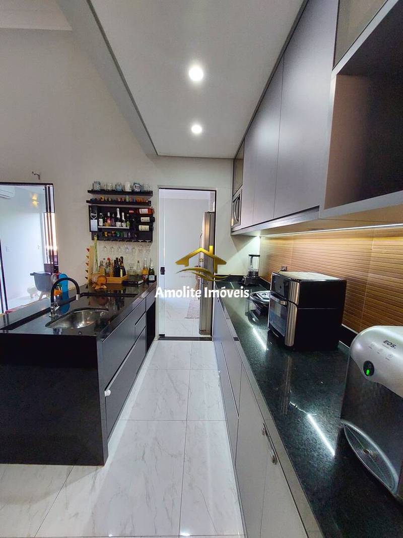 Casa de Condomínio com 3 quartos à venda, 160m² — foto 19 de 38