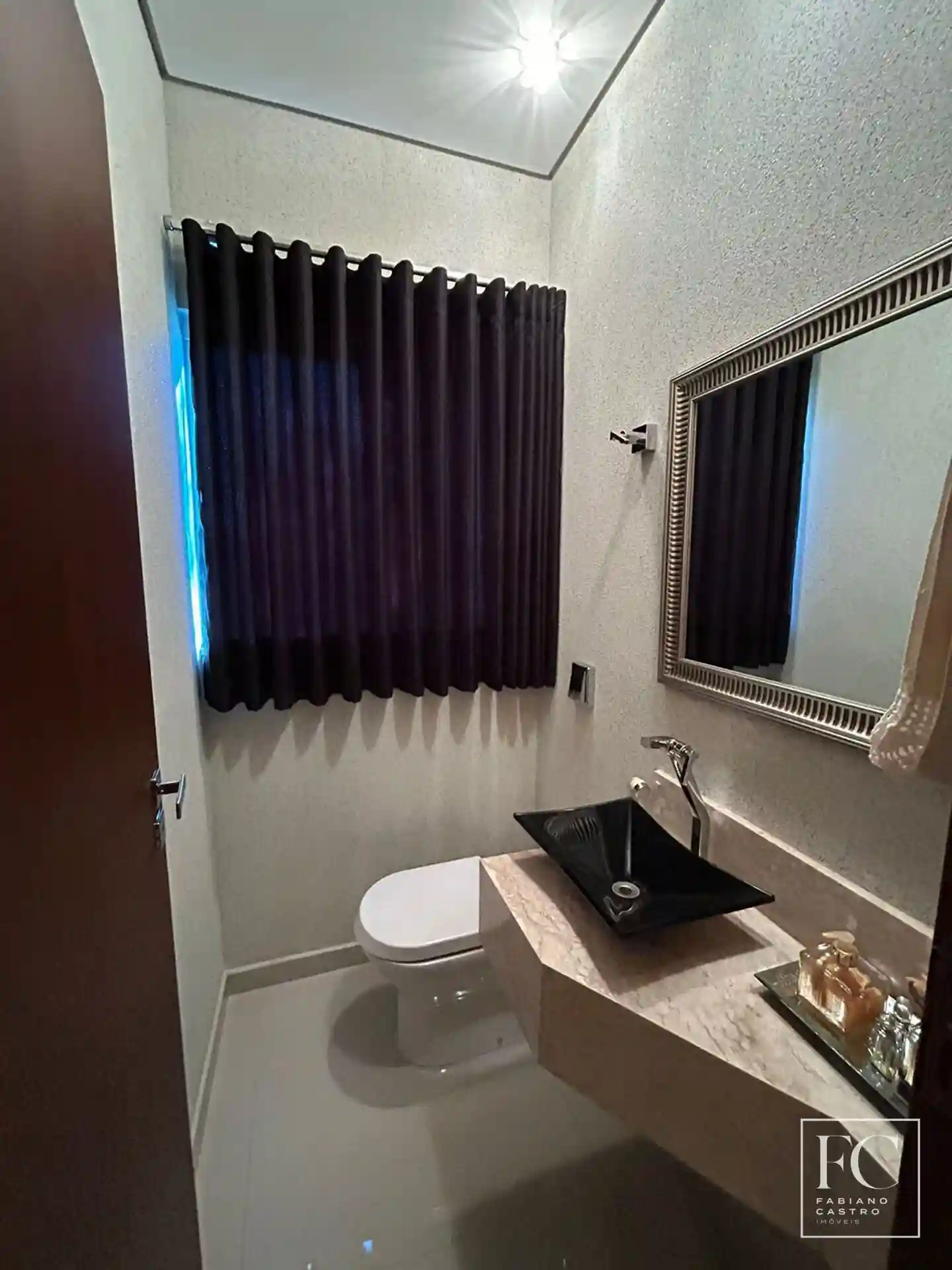 Casa de Condomínio com 3 quartos à venda, 206m² — foto 9 de 20