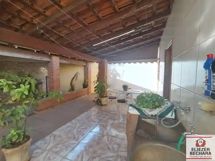 Casa com 3 quartos à venda, 150m² — foto 4 de 53