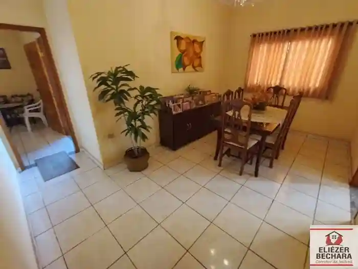 Casa com 3 quartos à venda, 150m² — foto 35 de 53