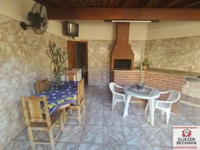 Casa com 3 quartos à venda, 150m² — foto 9 de 53