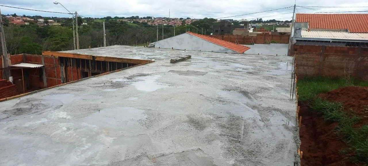 Casa à venda — foto 3 de 5