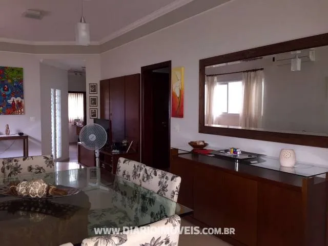 Casa de Condomínio à venda — foto 2 de 2