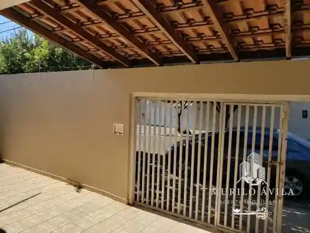 Casa com 3 quartos à venda, 150m² — foto 2 de 19