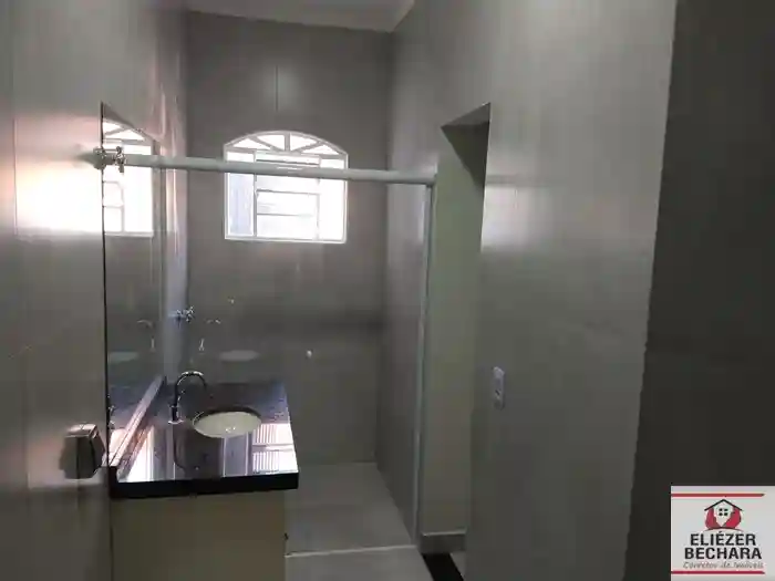 Casa com 3 quartos à venda, 220m² — foto 20 de 51