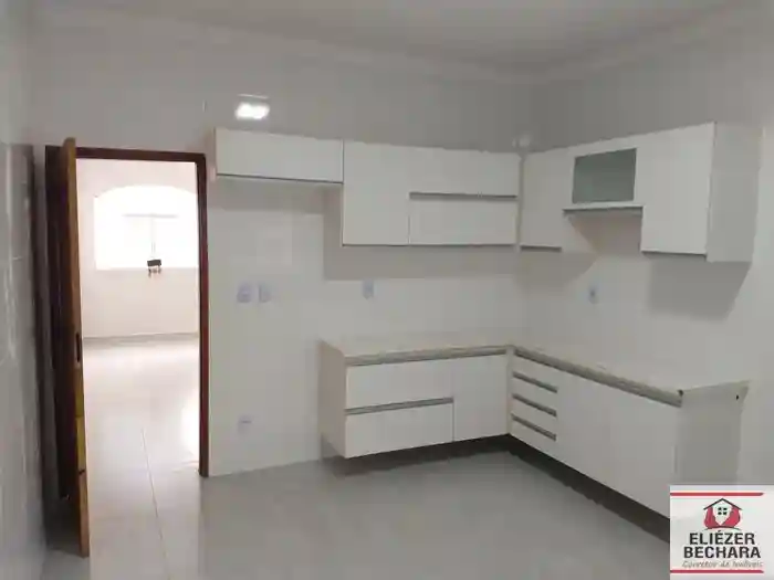 Casa com 3 quartos à venda, 220m² — foto 10 de 51