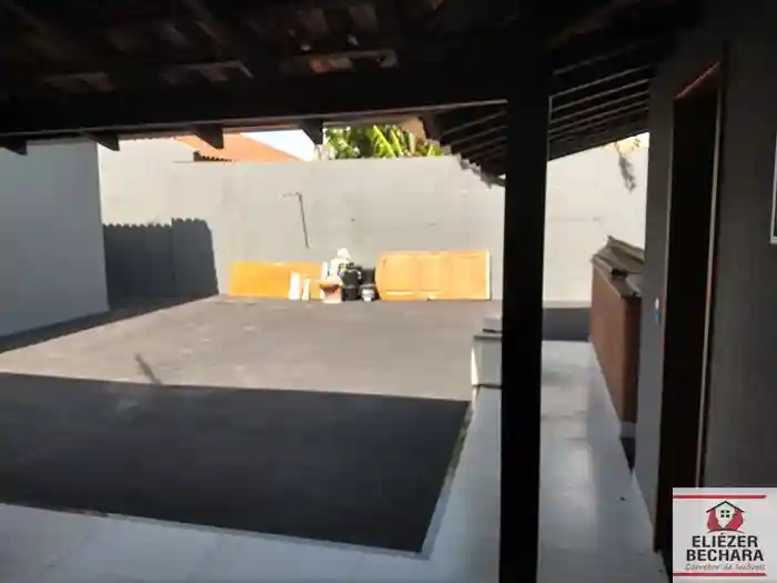 Casa com 3 quartos à venda, 220m² — foto 34 de 51