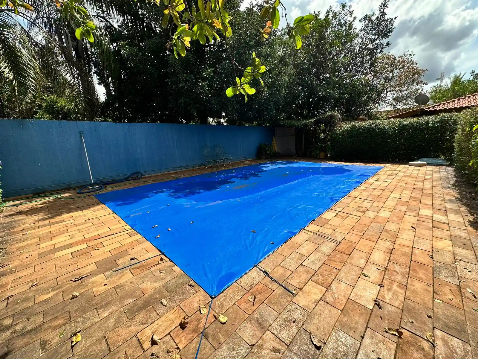 Fazenda / Sítio / Chácara com 3 quartos à venda, 210m² — foto 1 de 29