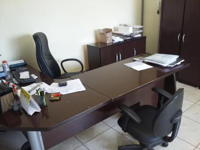 Loja / Salão / Ponto Comercial à venda — foto 2 de 2