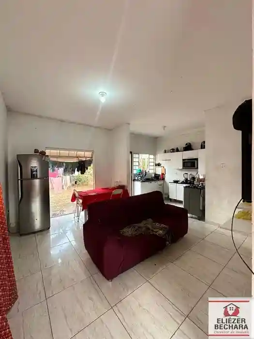 Casa com 2 quartos à venda, 60m² — foto 1 de 15