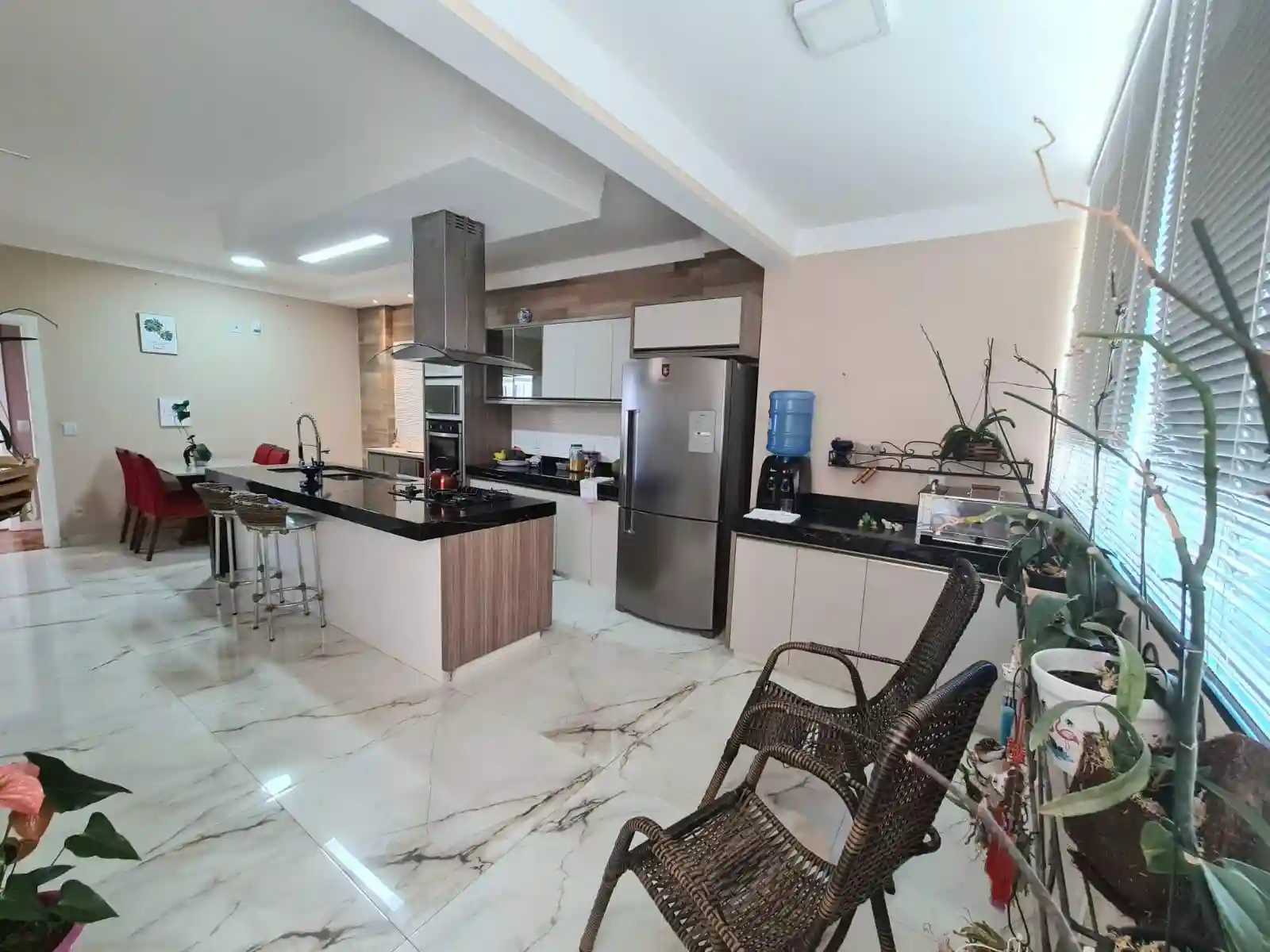 Apartamento com 4 quartos à venda, 180m² — foto 10 de 25