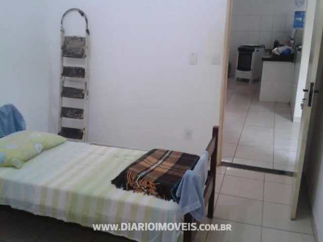 Casa à venda — foto 1 de 4