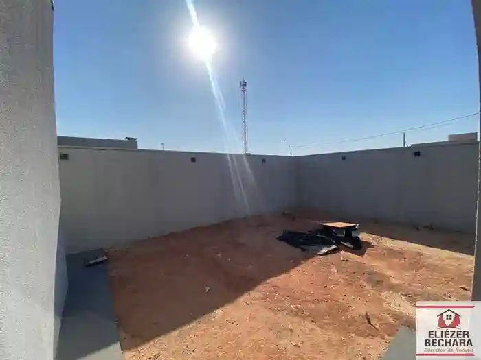 Casa com 2 quartos à venda, 77m² — foto 16 de 17