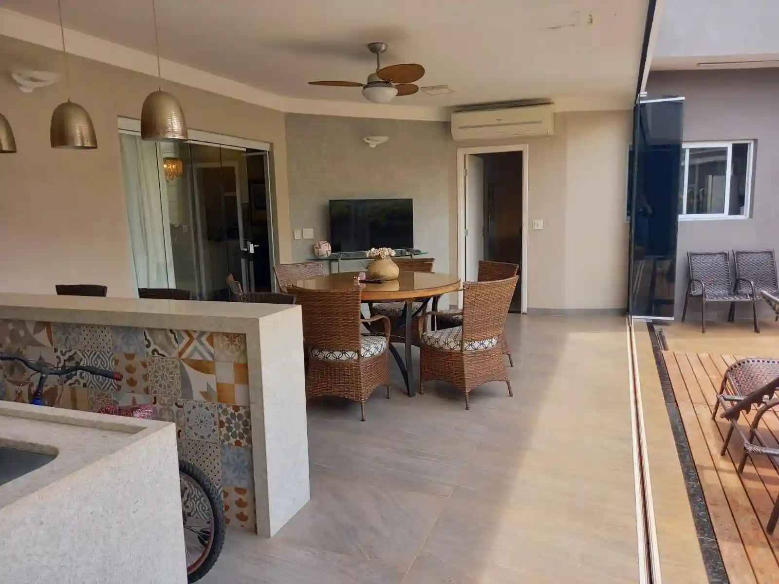 Casa de Condomínio com 3 quartos à venda, 230m² — foto 15 de 29