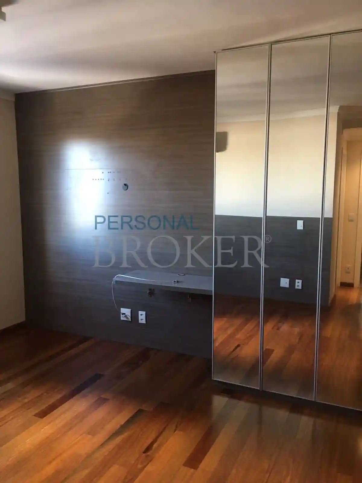 Apartamento com 3 quartos à venda, 136m² — foto 3 de 9