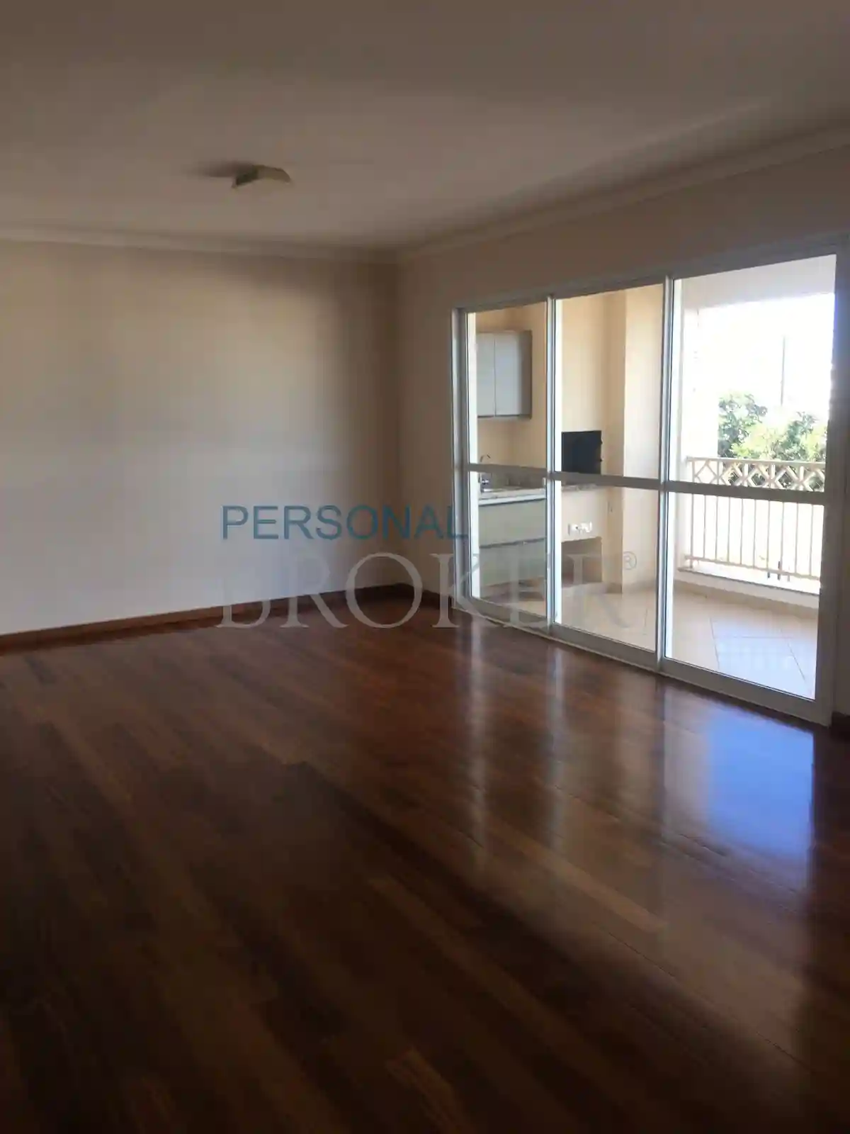 Apartamento com 3 quartos à venda, 136m² — foto 1 de 9