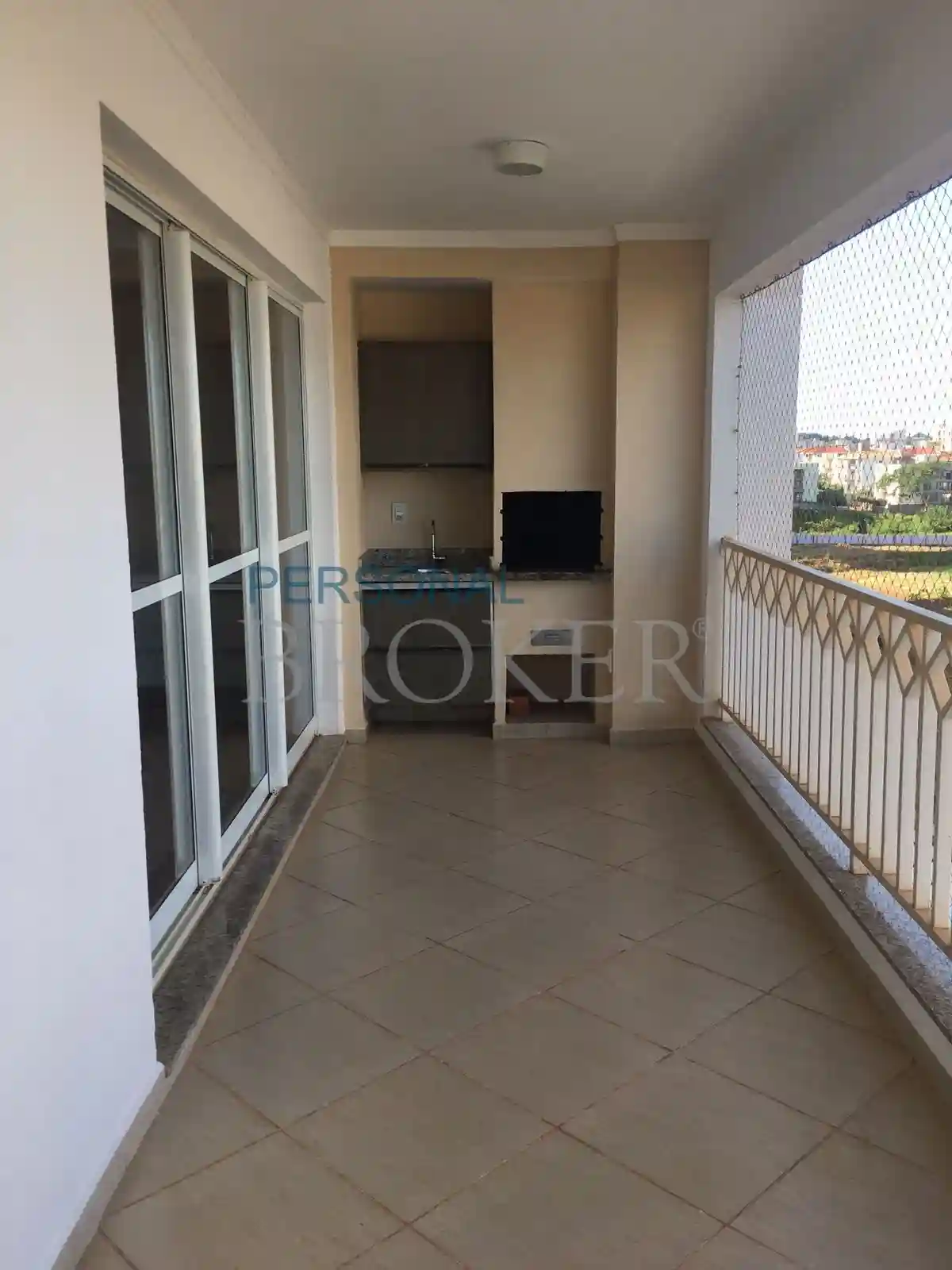 Apartamento com 3 quartos à venda, 136m² — foto 2 de 9