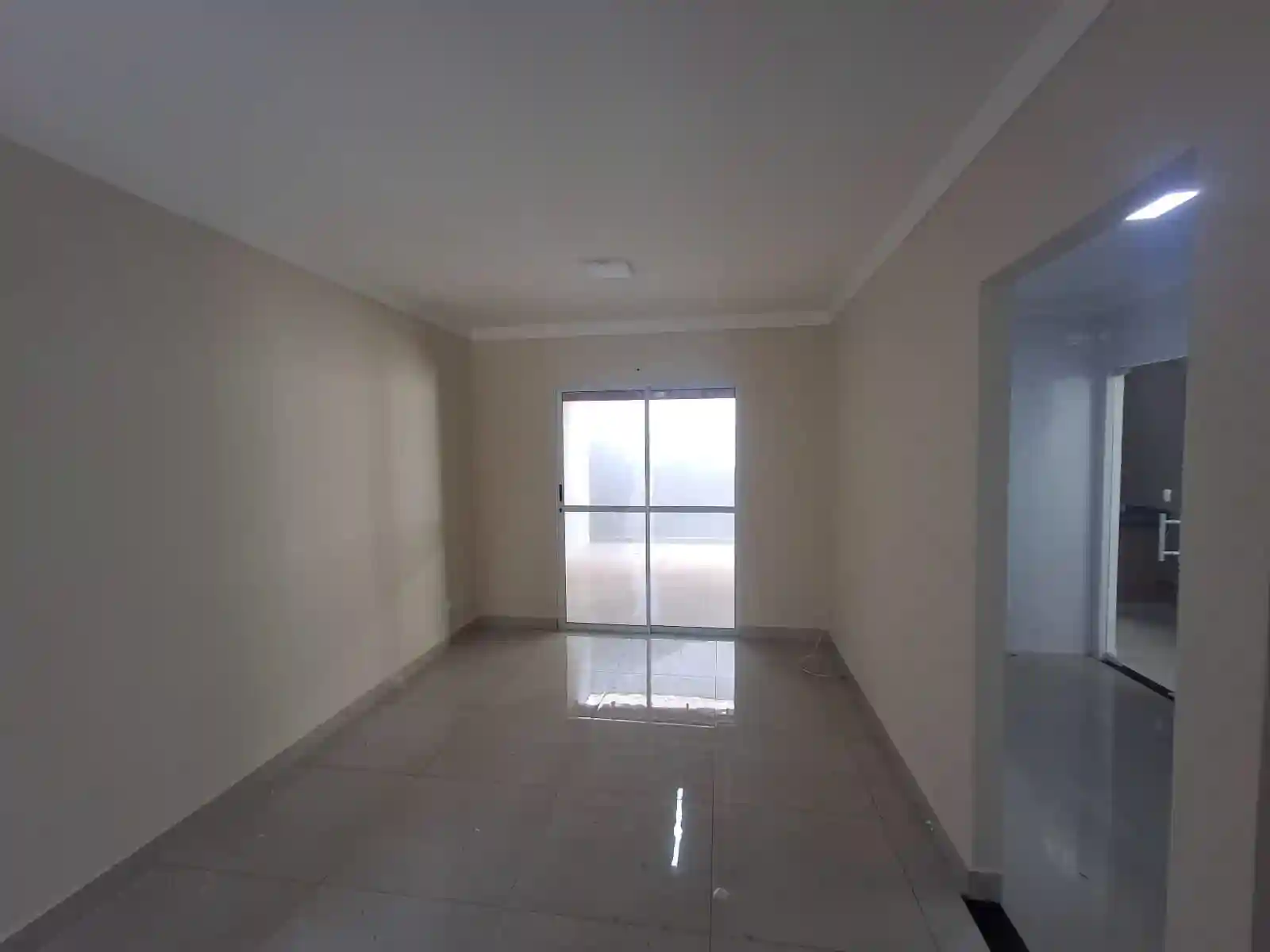 Casa com 3 quartos à venda, 100m² — foto 1 de 11
