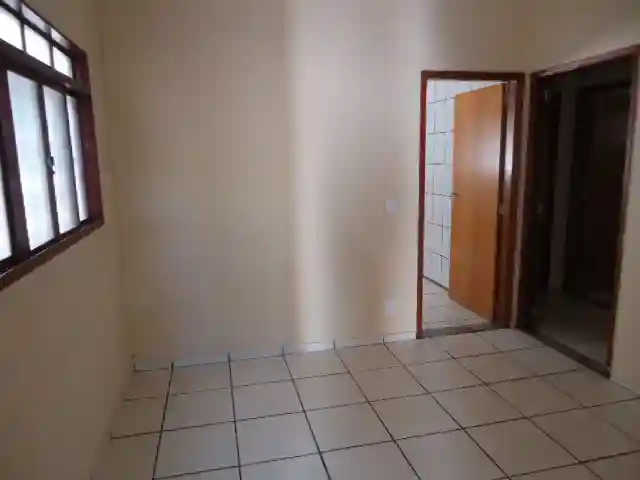 Casa com 3 quartos à venda, 108m² — foto 8 de 24
