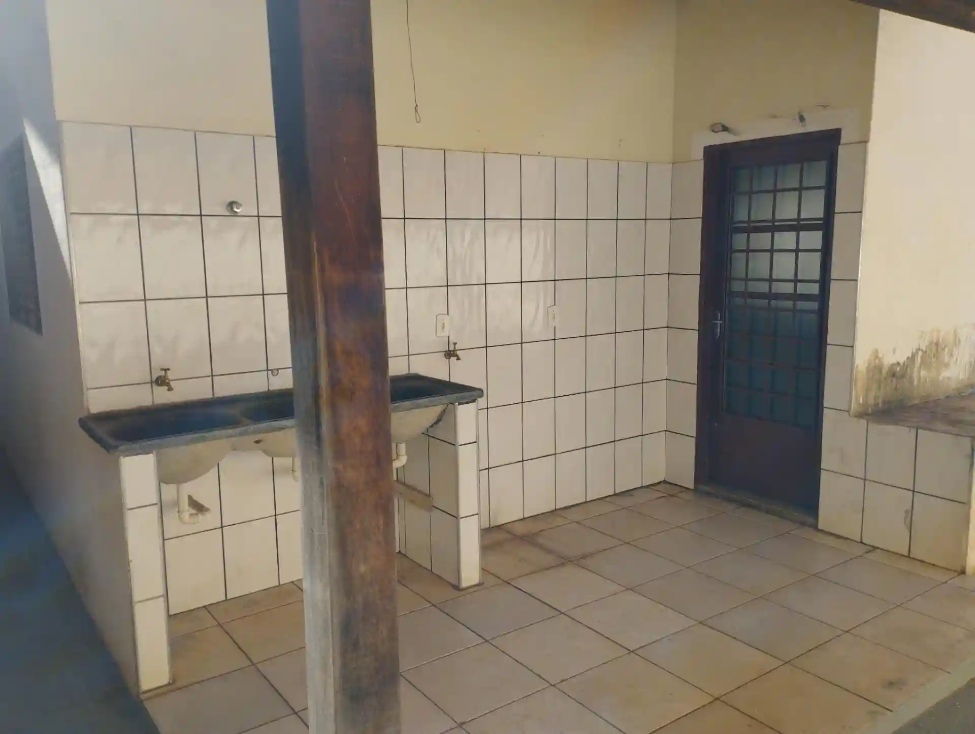 Casa com 3 quartos à venda, 108m² — foto 21 de 24