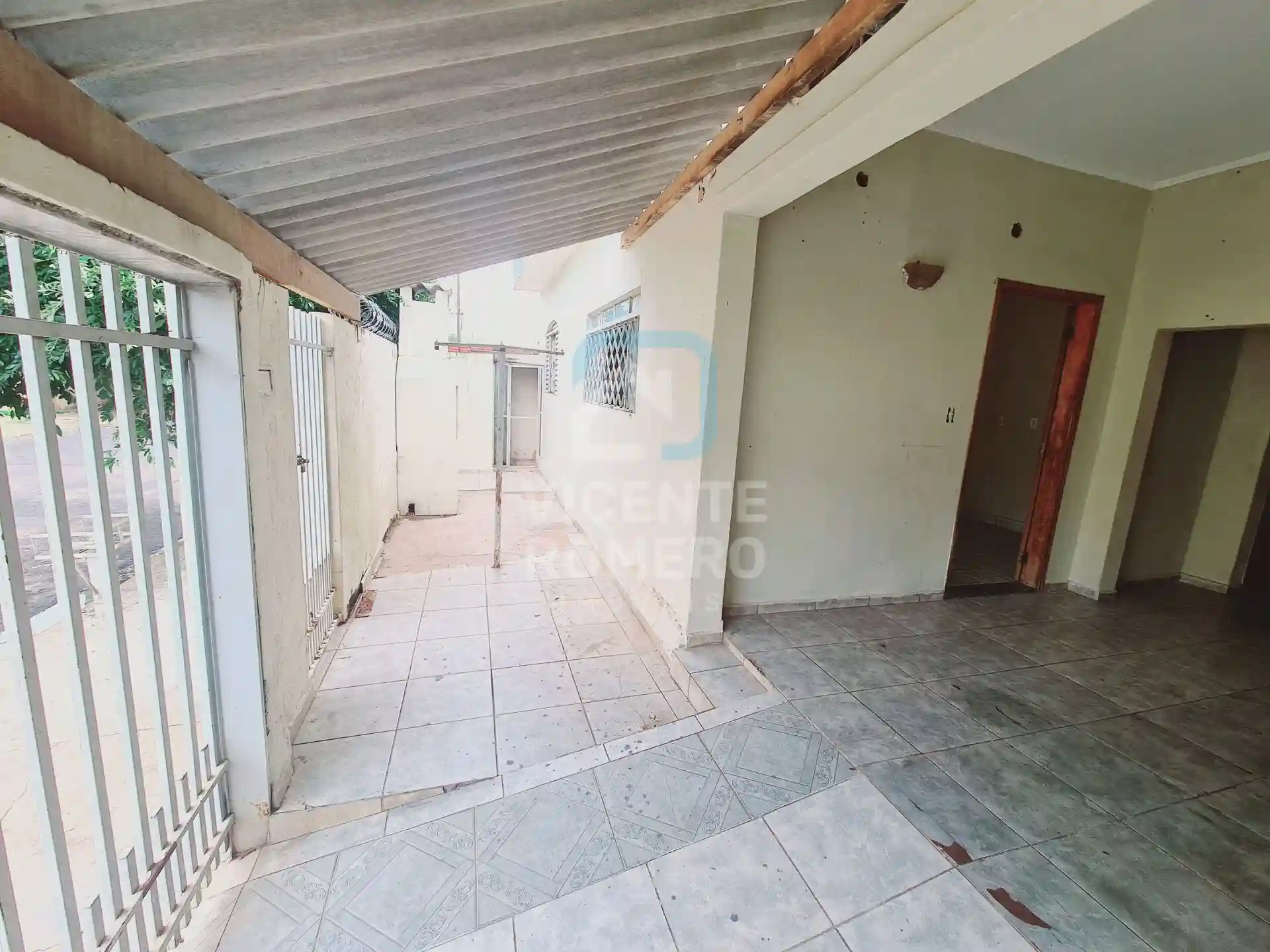 Casa com 3 quartos à venda, 133m² — foto 3 de 29