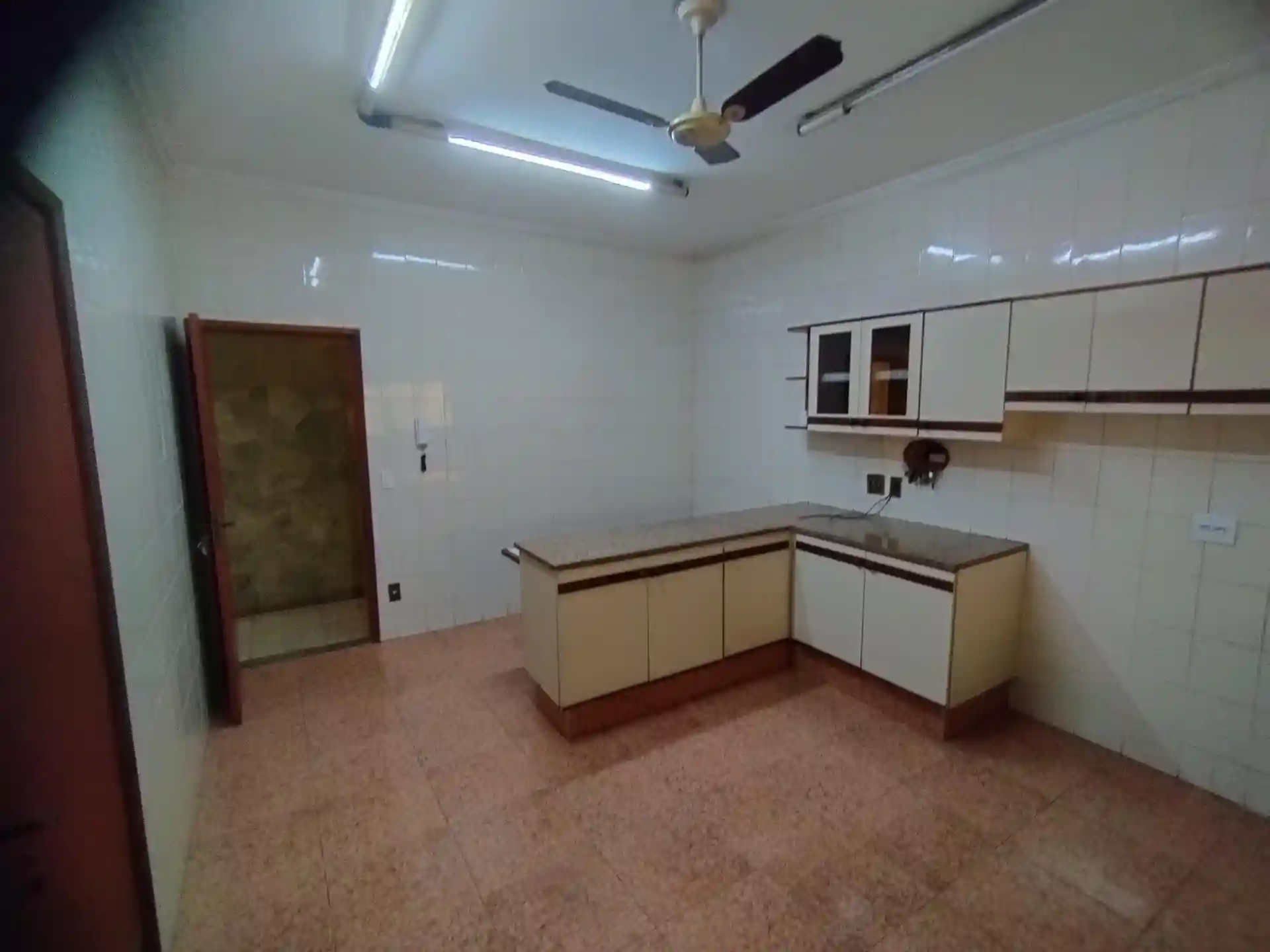 Casa com 3 quartos à venda, 268m² — foto 11 de 55