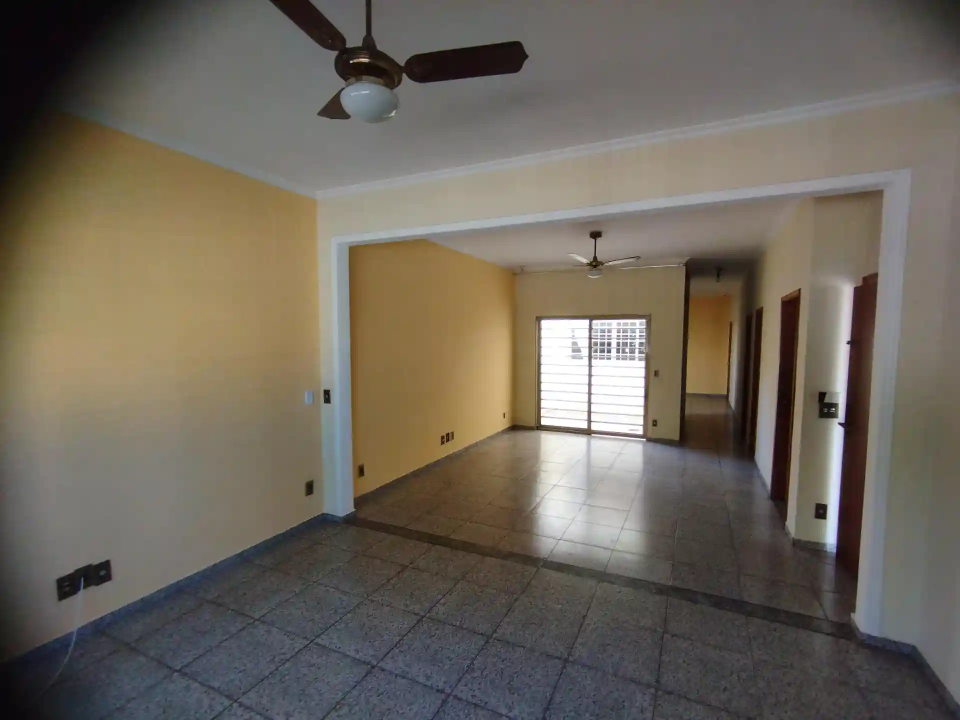 Casa com 3 quartos à venda, 268m² — foto 4 de 55