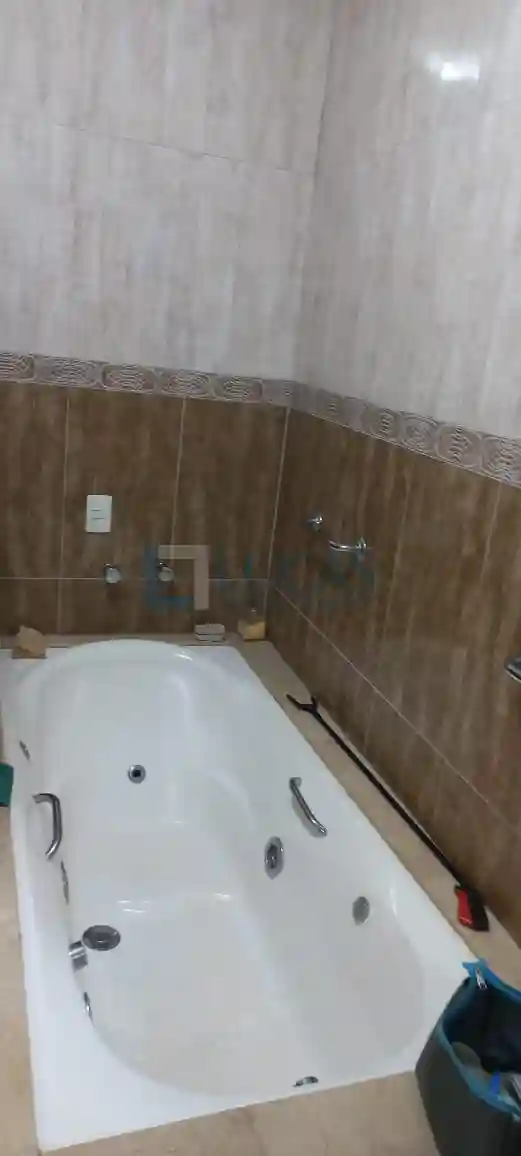 Casa de Condomínio com 3 quartos à venda, 220m² — foto 7 de 35