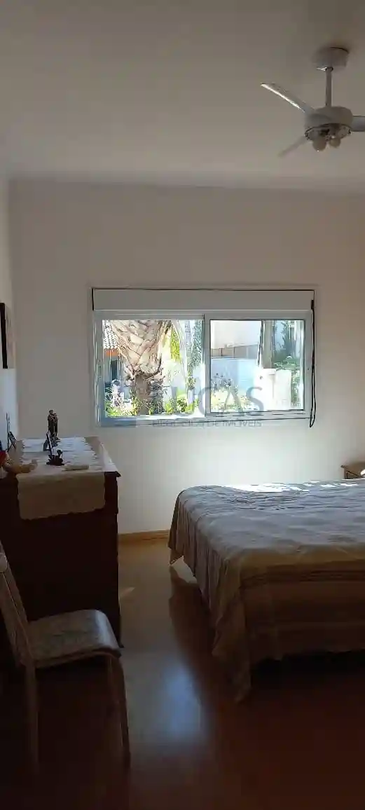 Casa de Condomínio com 3 quartos à venda, 220m² — foto 5 de 35
