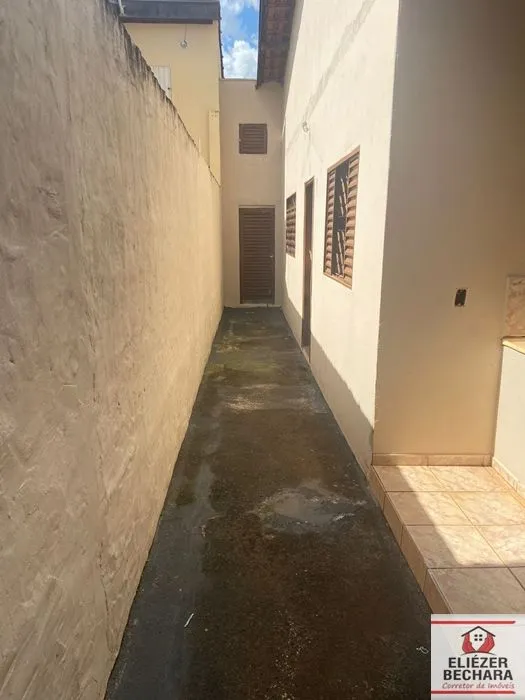 Casa à venda — foto 4 de 11