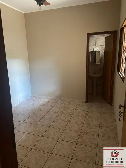 Casa à venda — foto 9 de 11