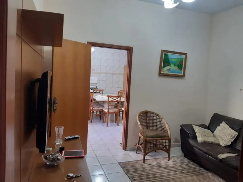 Casa à venda — foto 3 de 4
