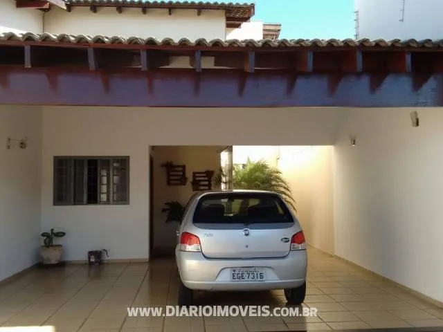 Casa à venda — foto 2 de 6