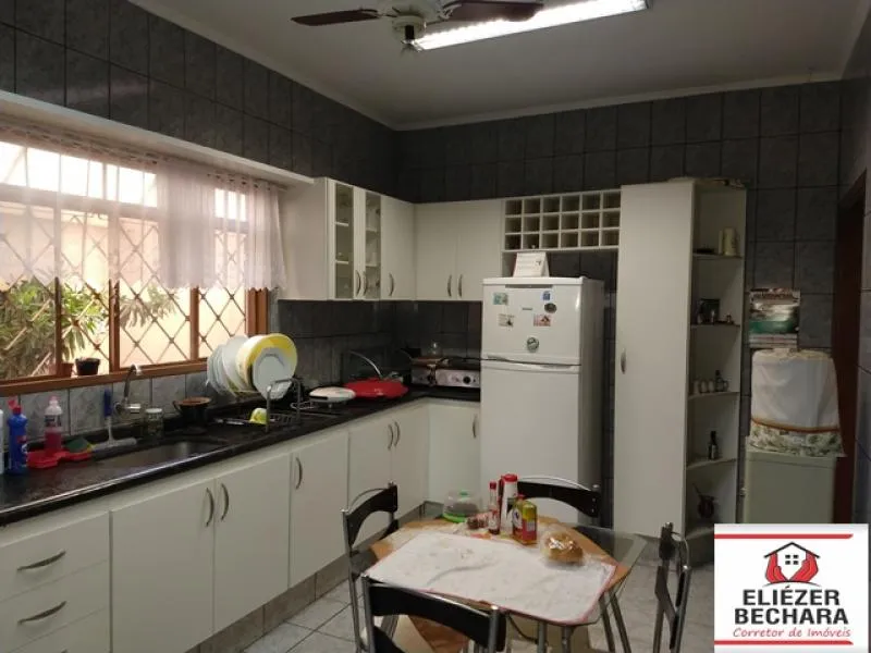 Casa à venda — foto 4 de 6